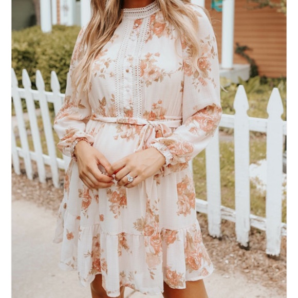 Magnolia Dresses & Skirts - 🔴SOLD🔴Brand New Floral Dress